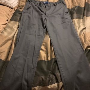 Men’s Izod chinos